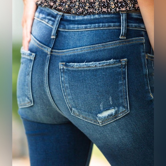 Bridge By Gly Mid-Rise Skinny Stretch Jean - Picture 4 of 8